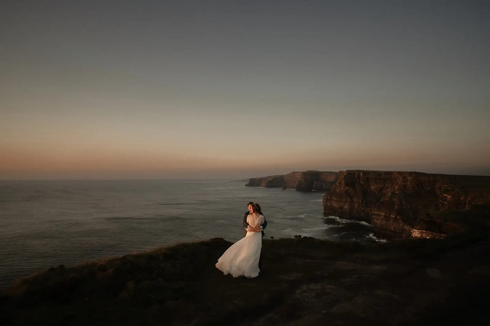 Hochzeitsfotograf Irland - Unvergessliche Momente in der irischen Landschaft festgehalten